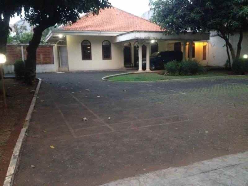 dijual rumah cempaka baru kemayoran