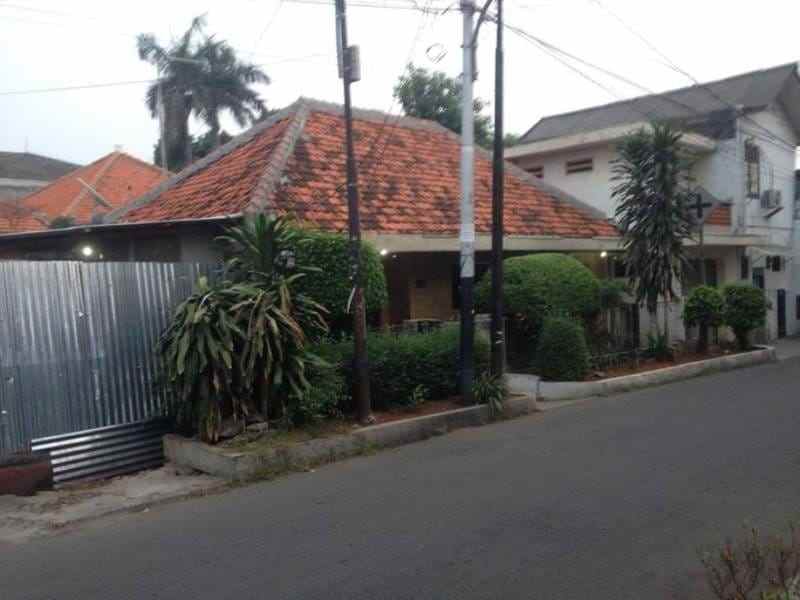 dijual rumah cempaka baru kemayoran