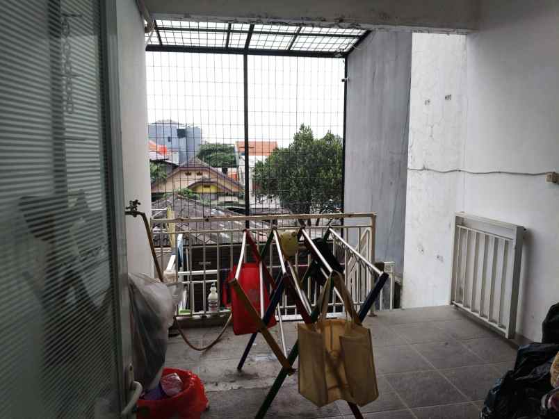 dijual rumah cempaka mas kemayoran