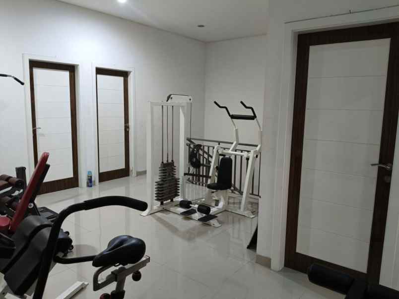 dijual rumah cempaka mas kemayoran