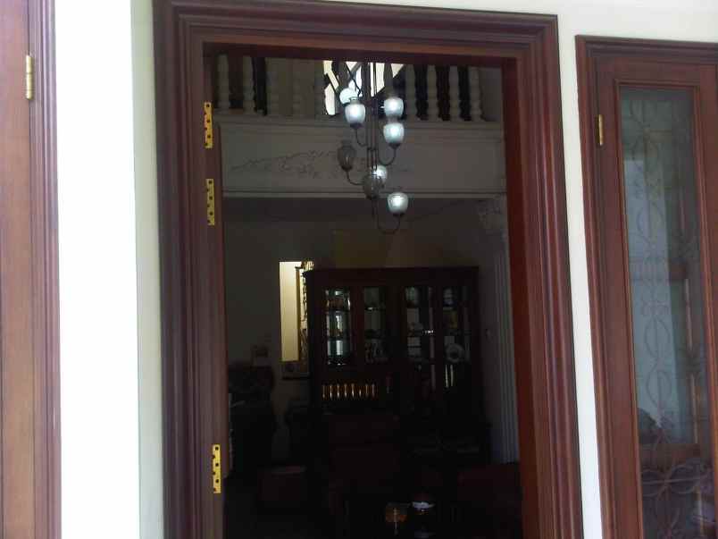 dijual rumah cempaka putih indah