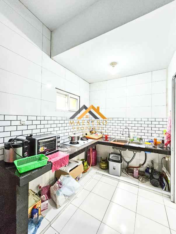 dijual rumah cendrawasih townhouse