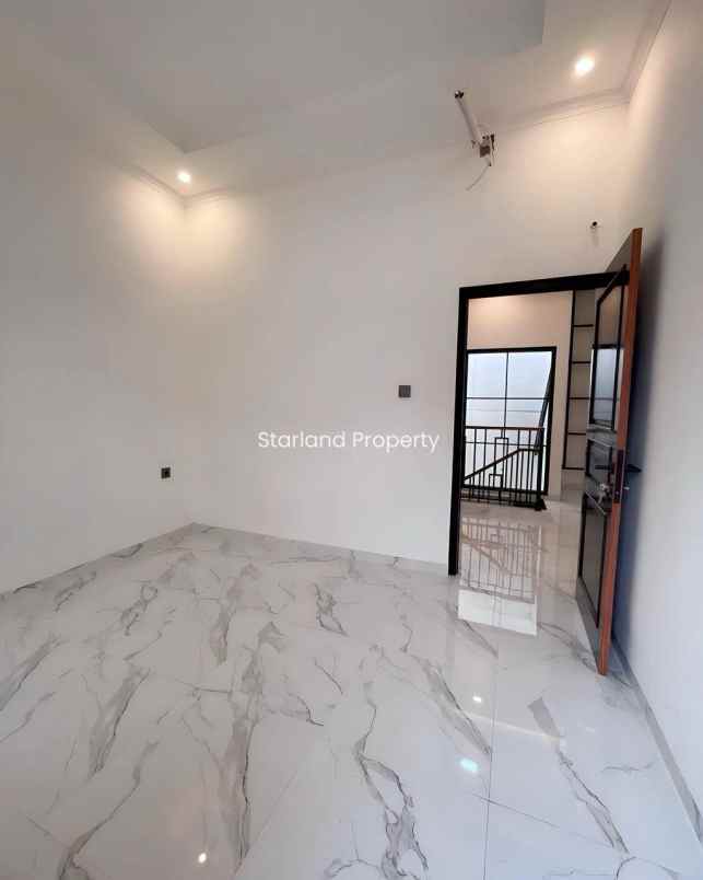 dijual rumah cendrawasih v sawah lama