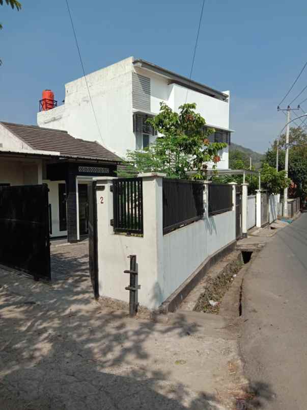 dijual rumah cibeber