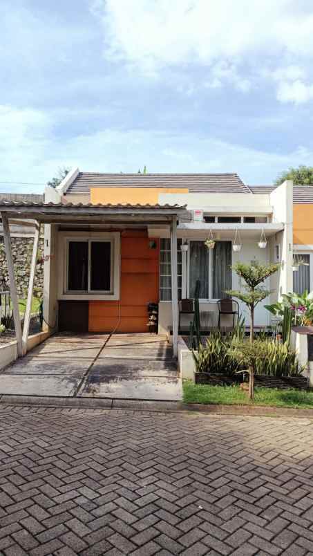 dijual rumah cibubur country cikeas