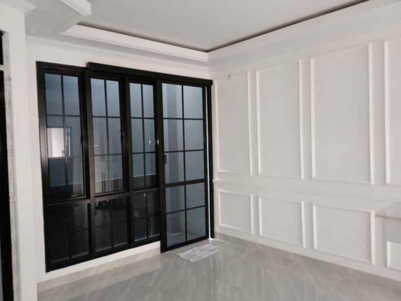 dijual rumah ciganjur