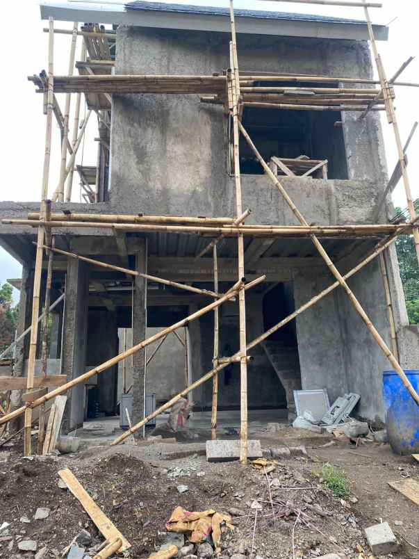 dijual rumah cigugur girang ciwaruga