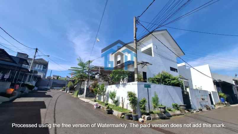 dijual rumah cihanjuang