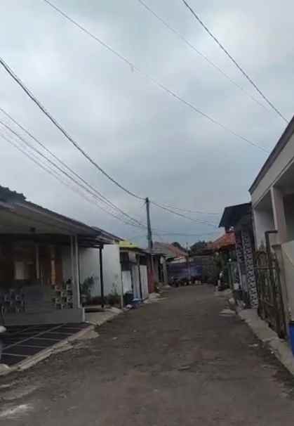 dijual rumah cikaret cibinong bogor