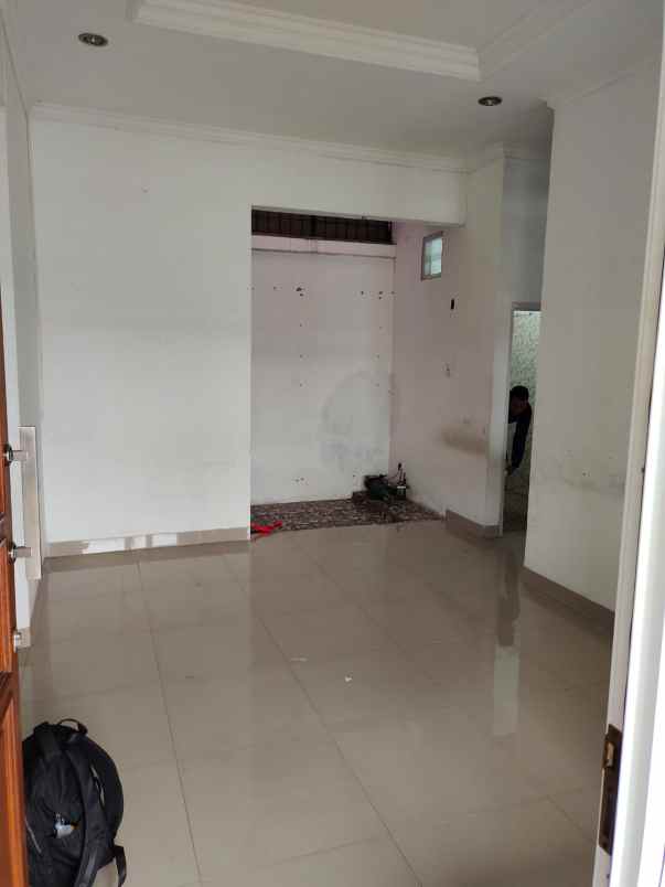 dijual rumah cilodong depok