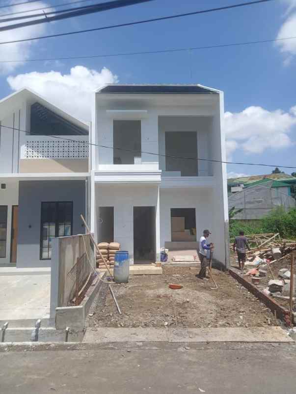 dijual rumah cimanggu