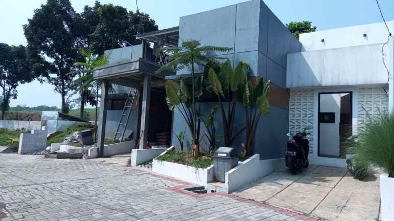 dijual rumah ciomas bogor