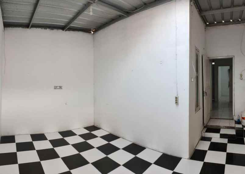 dijual rumah cipageran
