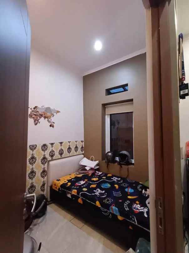 dijual rumah ciputat cipayung