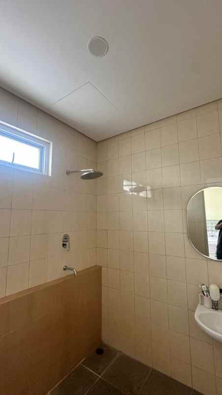 dijual rumah ciputat tangerang selatan