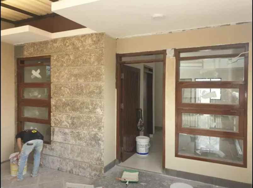 dijual rumah cisaranten kulon arcamanik