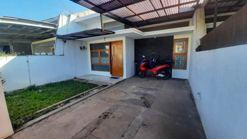 dijual rumah cisaranten kulon arcamanik