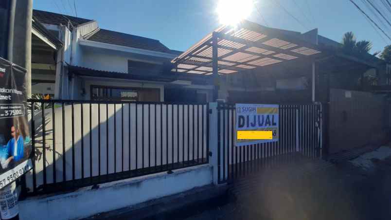 dijual rumah cisaranten kulon arcamanik