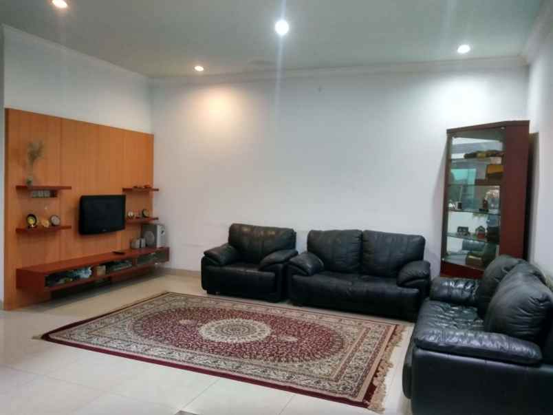 dijual rumah citra grand cibubur