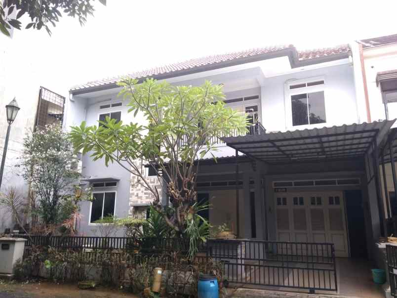 dijual rumah citra grand cibubur