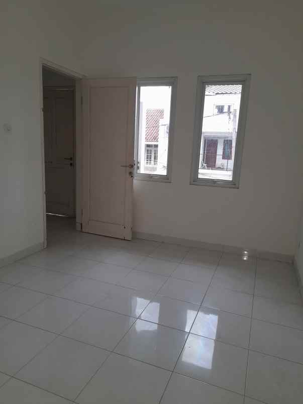 dijual rumah citragran cibubur