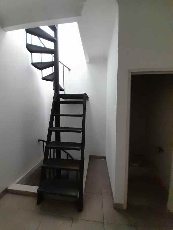 dijual rumah citragran cibubur