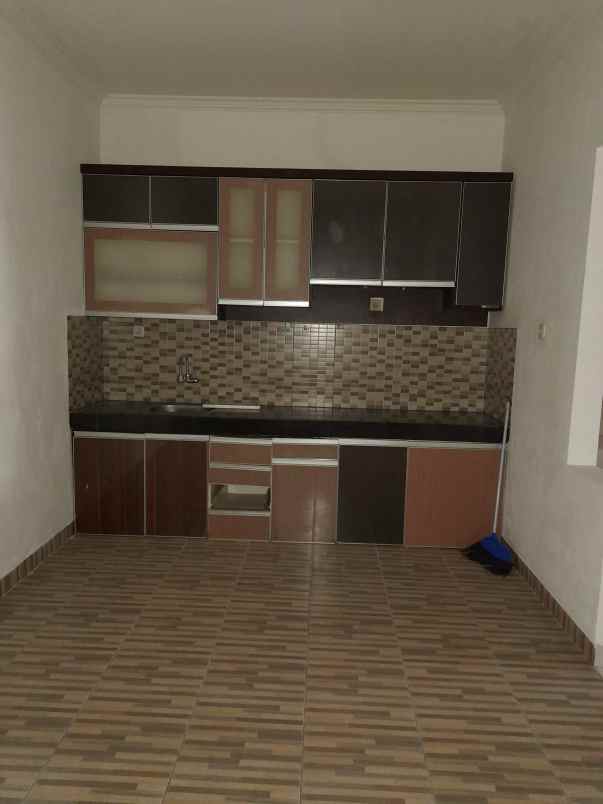 dijual rumah citragran cibubur