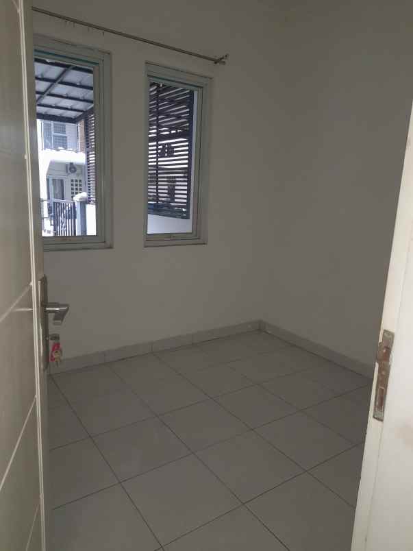 dijual rumah citragran cibubur