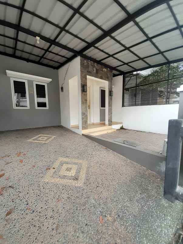 dijual rumah citragran cibubur