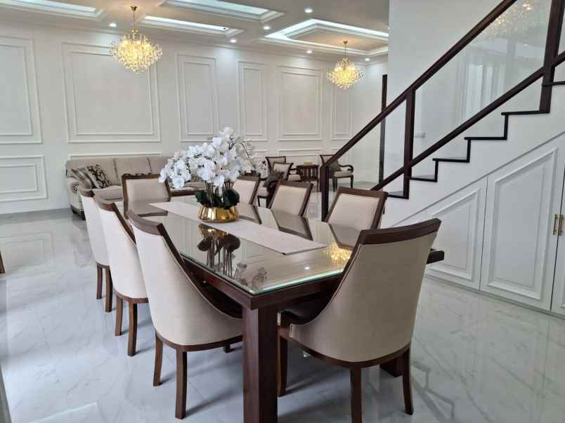 dijual rumah citragran cibubur