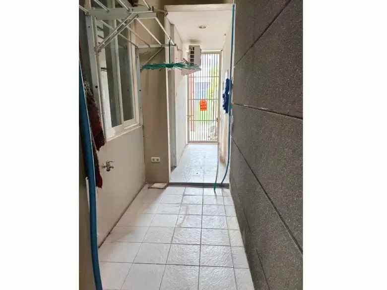 dijual rumah citraland surabaya