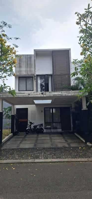 dijual rumah cluster blossomville the