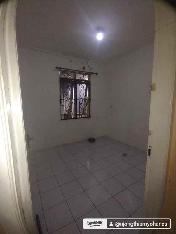 dijual rumah cluster cipondoh indah