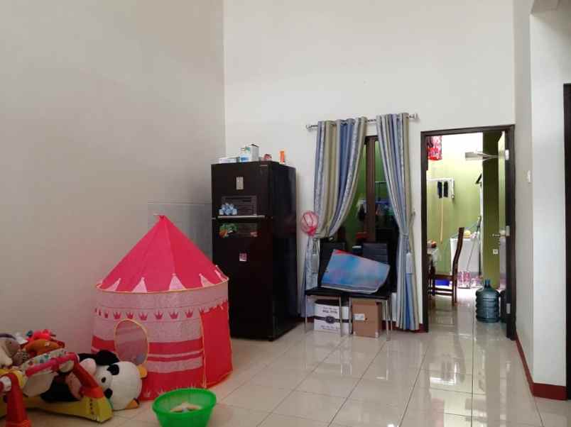 dijual rumah cluster ebony green ara