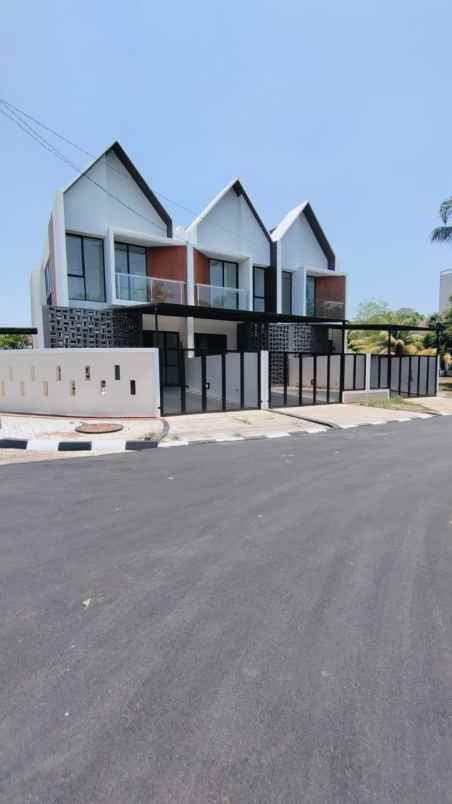 dijual rumah cluster griya loka bsd city