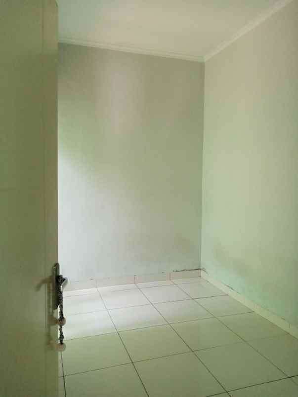 dijual rumah cluster manhattan