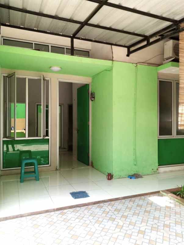 dijual rumah cluster manhattan mutiara