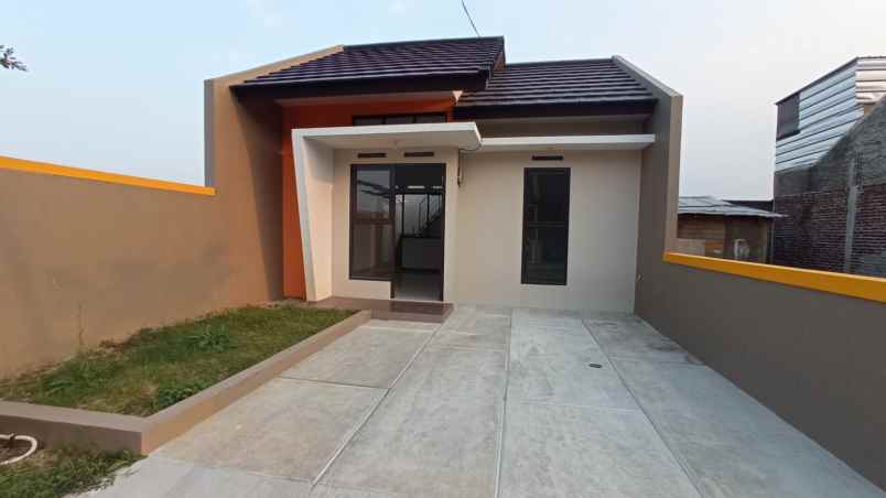 dijual rumah cluster puri kencana