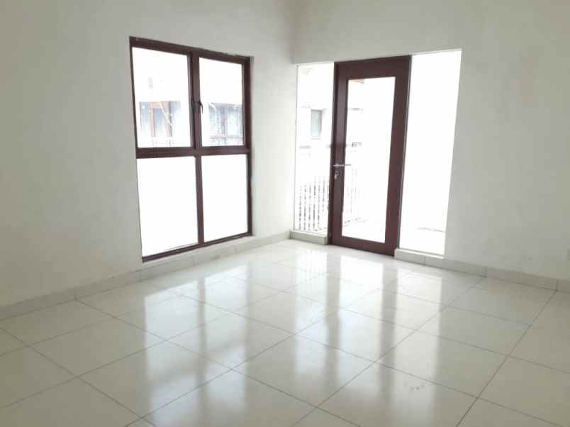 dijual rumah cluster zebrina jgc