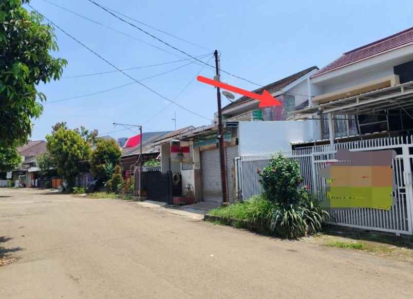 dijual rumah cumpaeun tapos depok