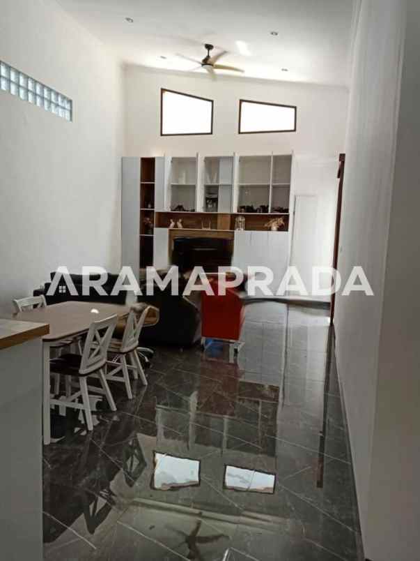 dijual rumah danau bratan