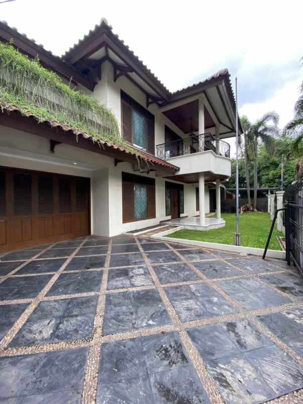 dijual rumah delman utama