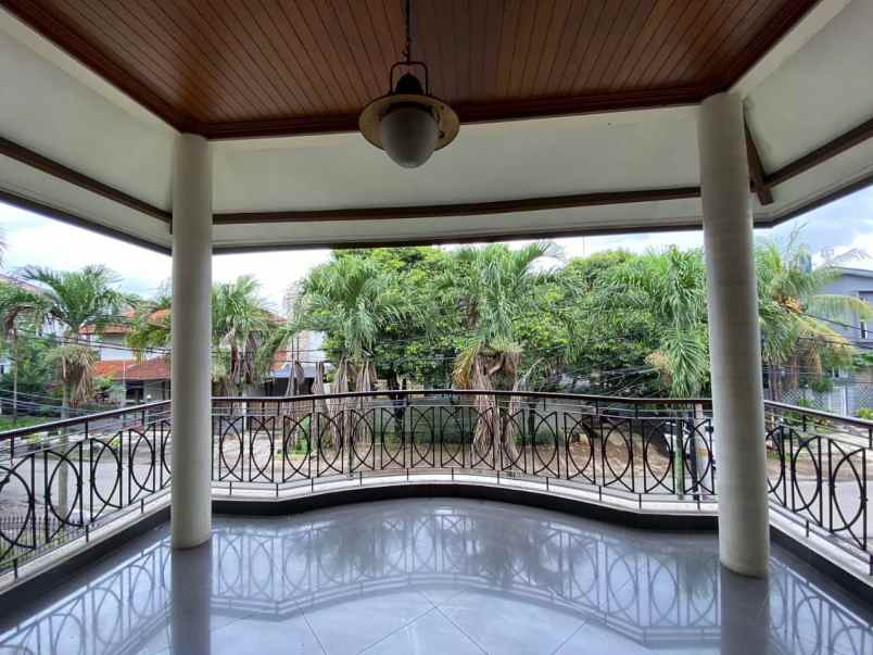 dijual rumah delman utama