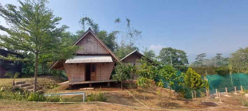 dijual rumah desa margahurip