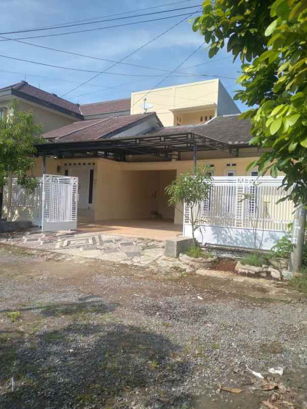 dijual rumah di bukit ciperna cirebon