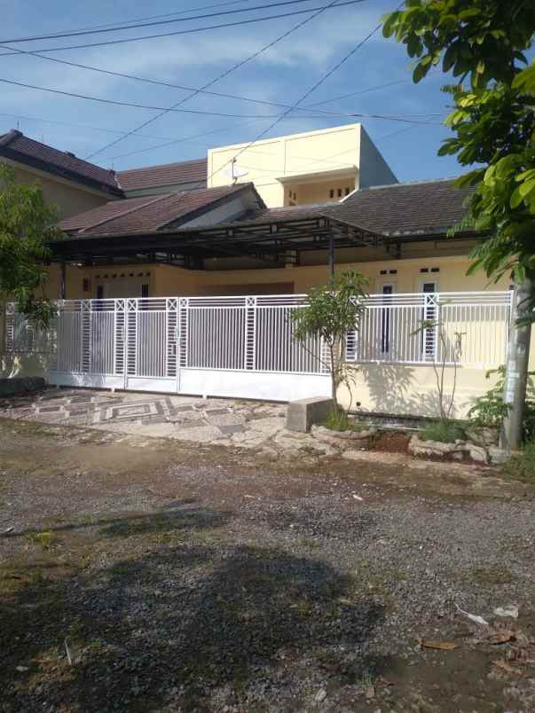 dijual rumah di bukit ciperna cirebon