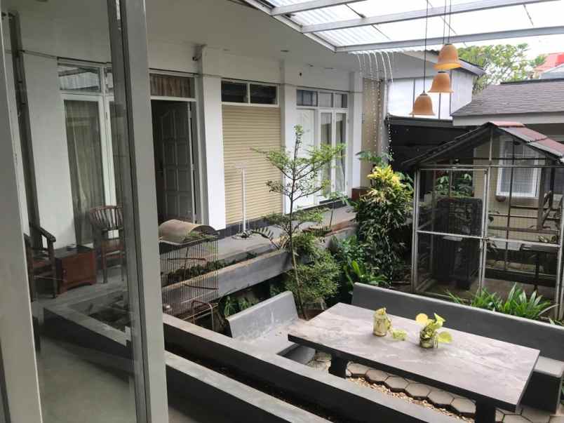 dijual rumah di dekat pejaten village jakarta selatan