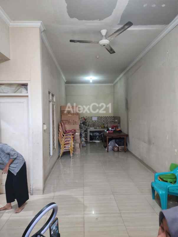 dijual rumah di duta garden jurumudi benda tangerang