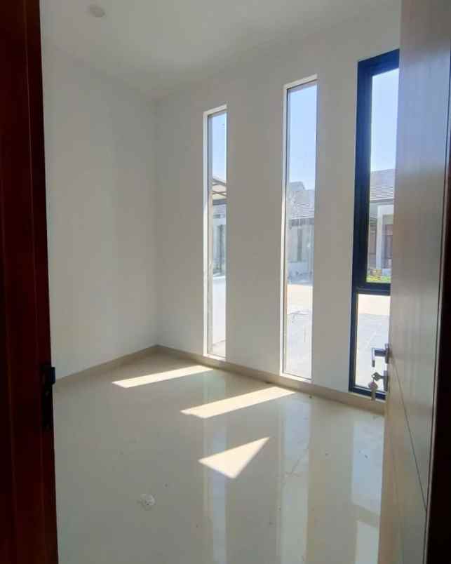 dijual rumah di grand ciheulang residence