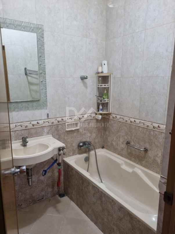 dijual rumah di gria jakarta pamulang